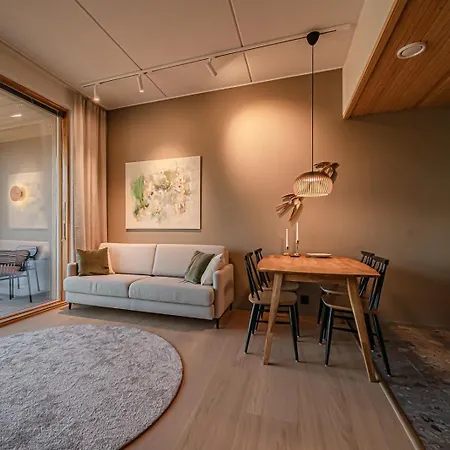 Arctic Luxury Gielas B3 Ski-in Ski-out By Aavalevi *