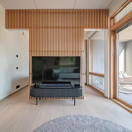 Arctic Luxury Gielas B3 Ski-in Ski-out By Aavalevi *