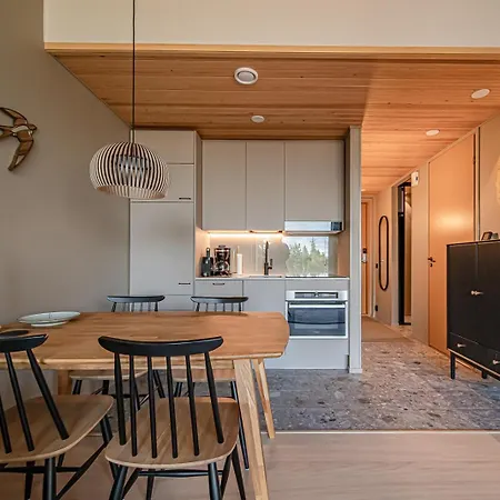 Arctic Luxury Gielas B3 Ski-in Ski-out By Aavalevi דירה לוי