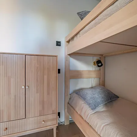 Arctic Luxury Gielas B3 Ski-in Ski-out By Aavalevi לוי